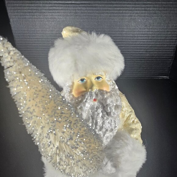 Vintage Ivory Resin Glitter Coat And White Fur Trim Santa Holding An Ivory Tree - Picture 7 of 10